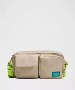 Lululemon 2.5L Multi-Pocket Crossbody Bag $34 1 Lululemon