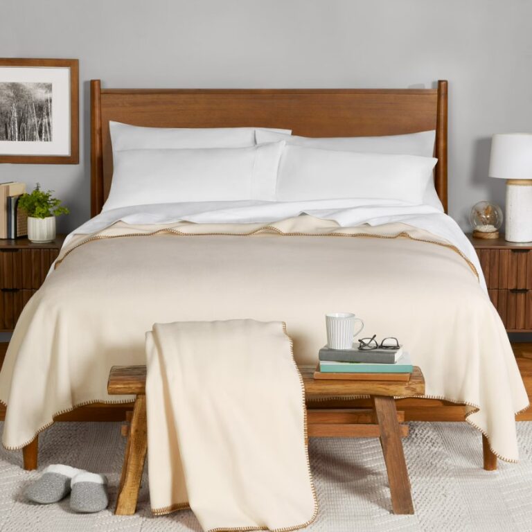 2-Piece Mainstays Super Soft Vanilla Dream Fleece Bed Blanket (King) $9.97 7 Mainstays