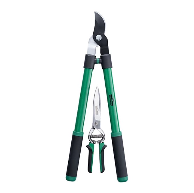 GroundWork 24" Bypass Lopper and Grass Shear Set $7.49 17 GroundWork