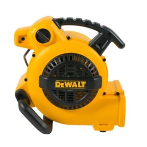 DEWALT 7" 3-Speed 600 CFM Indoor/Outdoor Air Mover $71.99 3 DEWALT