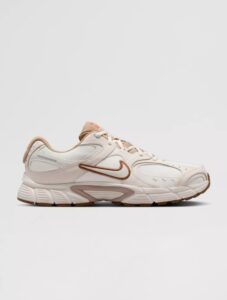 Nike Men's V5 RNR Sneakers $37.49 1 Nike